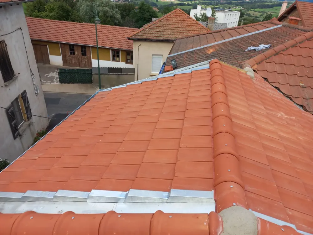 Entreprise de couverture près de Villerest 